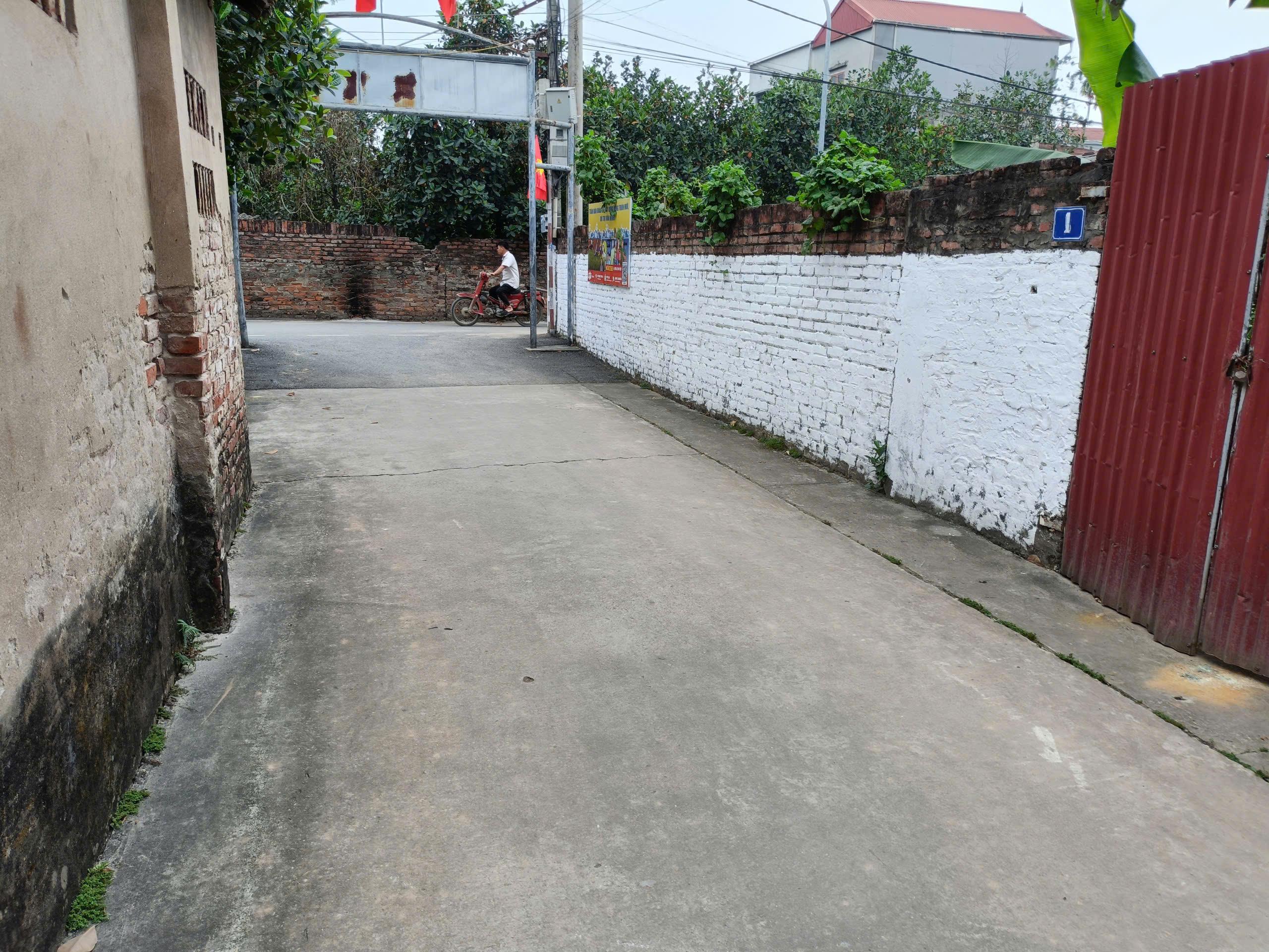 Bán Đất Xã Trung Châu, Huyện Đan Phượng | Lô Đẹp 84m², Mặt Tiền 5.2m, Nở Hậu, Ngõ Rộng 5m Ô Tô Tránh – Giá Chỉ 54 Triệu/m²