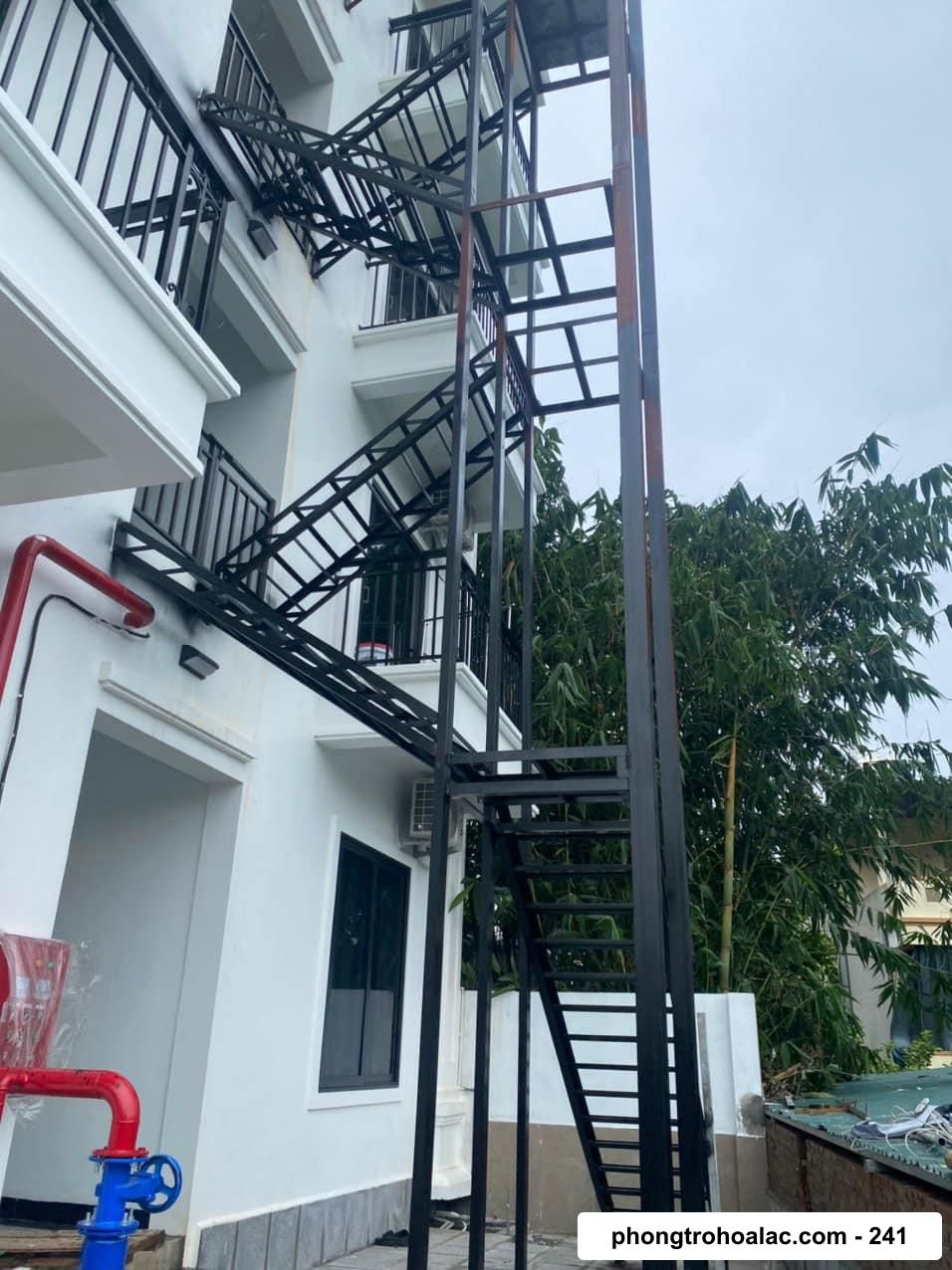Tìm Phòng Trọ Gần Đại Học Quốc Gia Hà Nội | Cách Dưới 700m | Nhà Trọ Gia Hưng Apartment