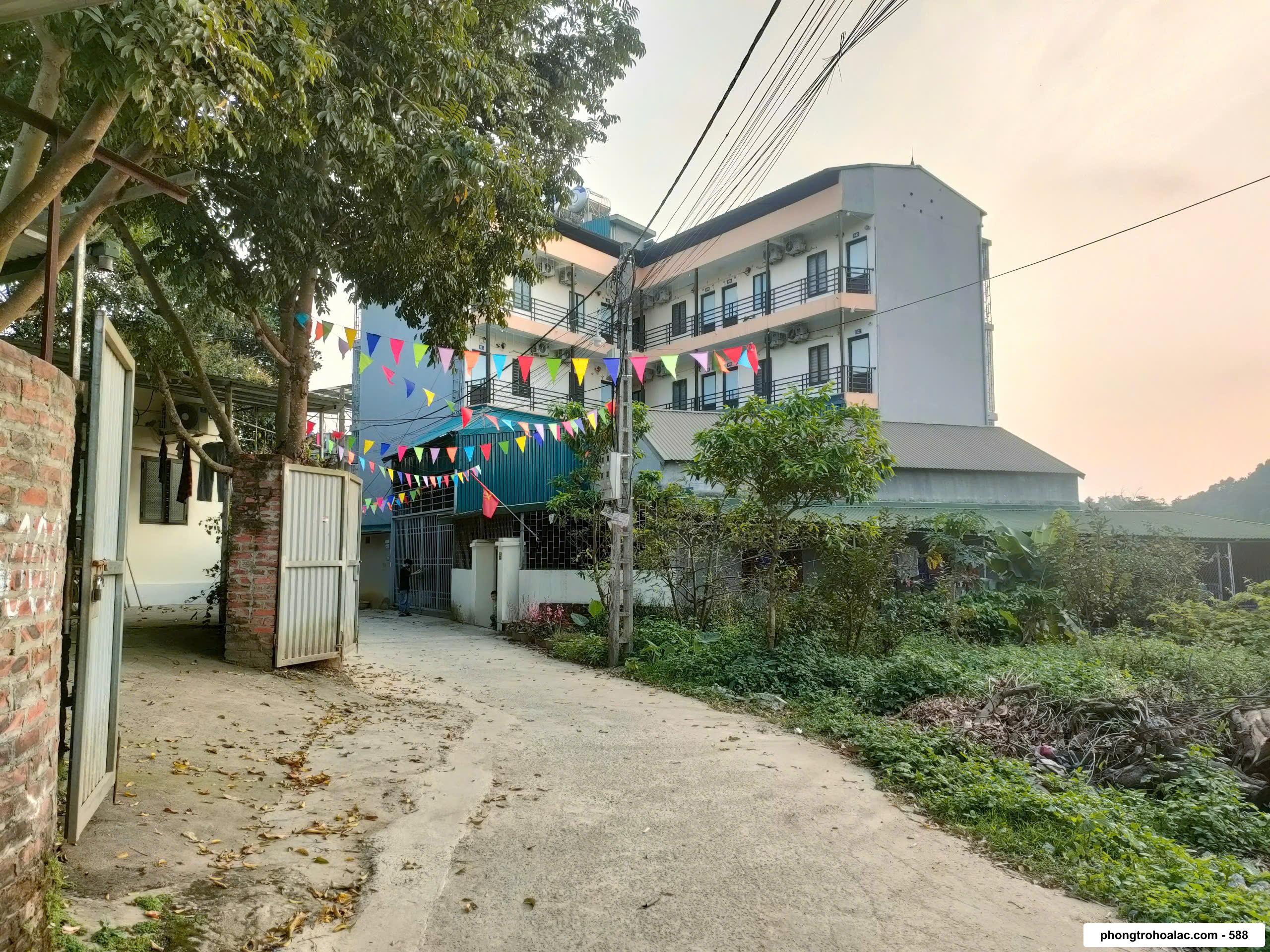 Phòng Trọ Gần Đại Học Quốc Gia | Cách Dưới 500m | Nhà Trọ Bình Dung