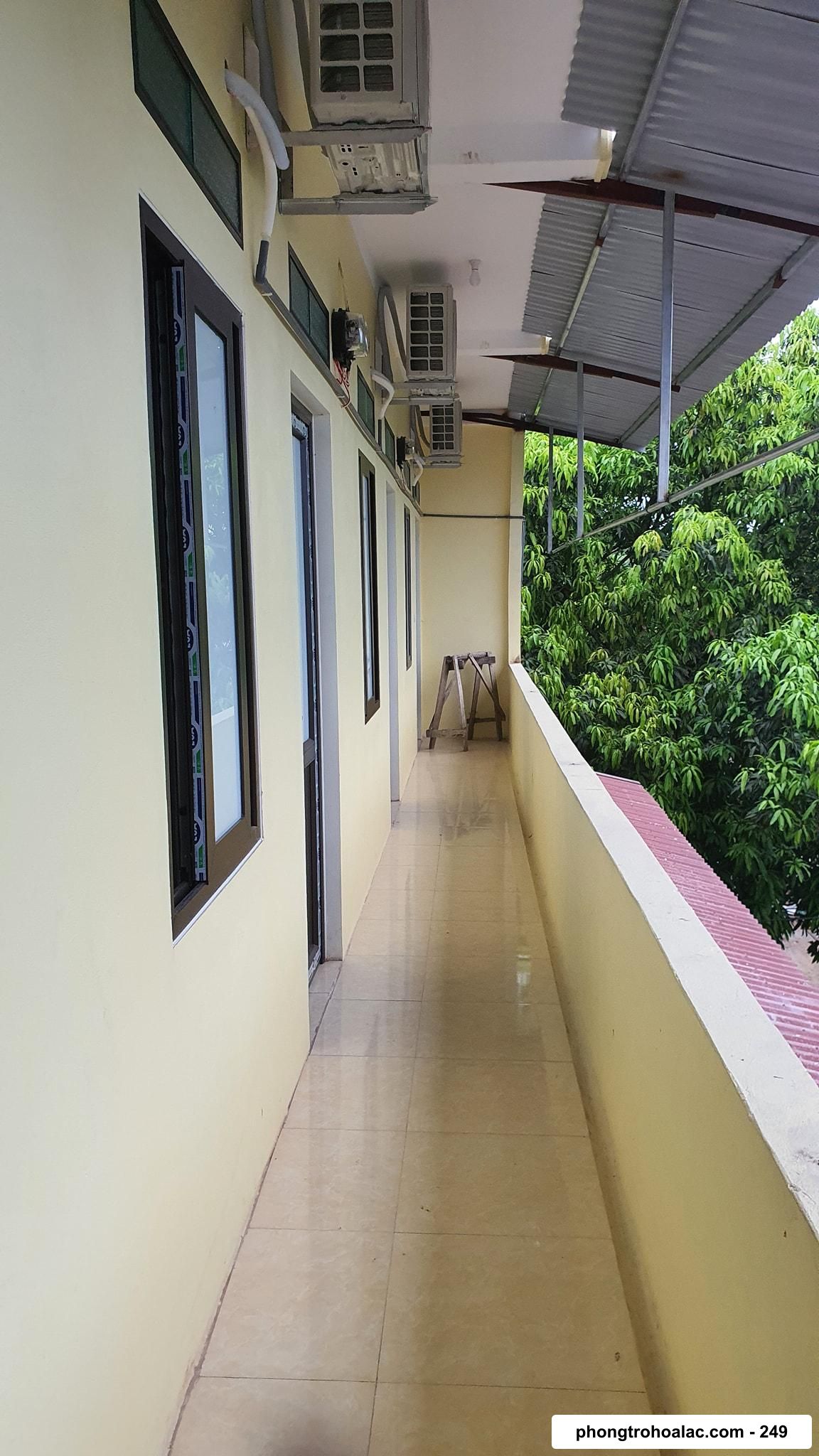 Thuê Nhà Nguyên Căn Gần Chợ Hòa Lạc | Nhà Trọ Tuấn Nga