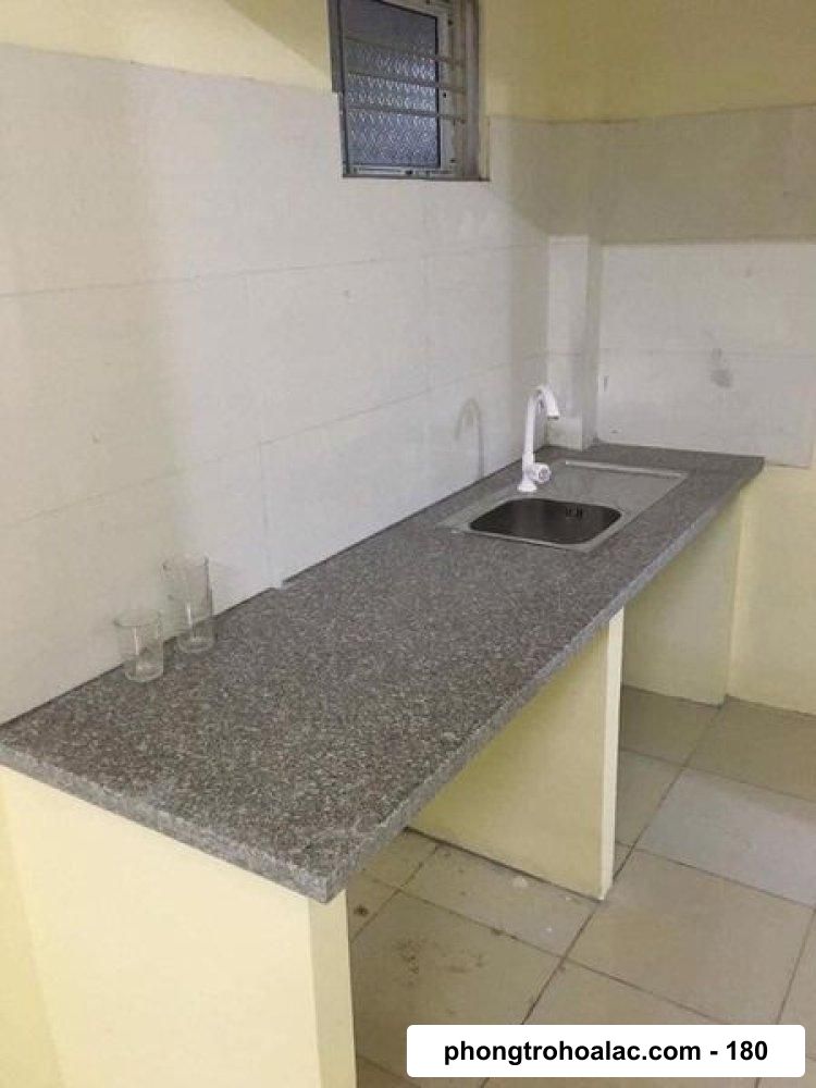 Phòng Trọ Gần Đại Học Fpt Hà Nội | Cách Dưới 1km | SmallHouse - Trọ Xanh Lá