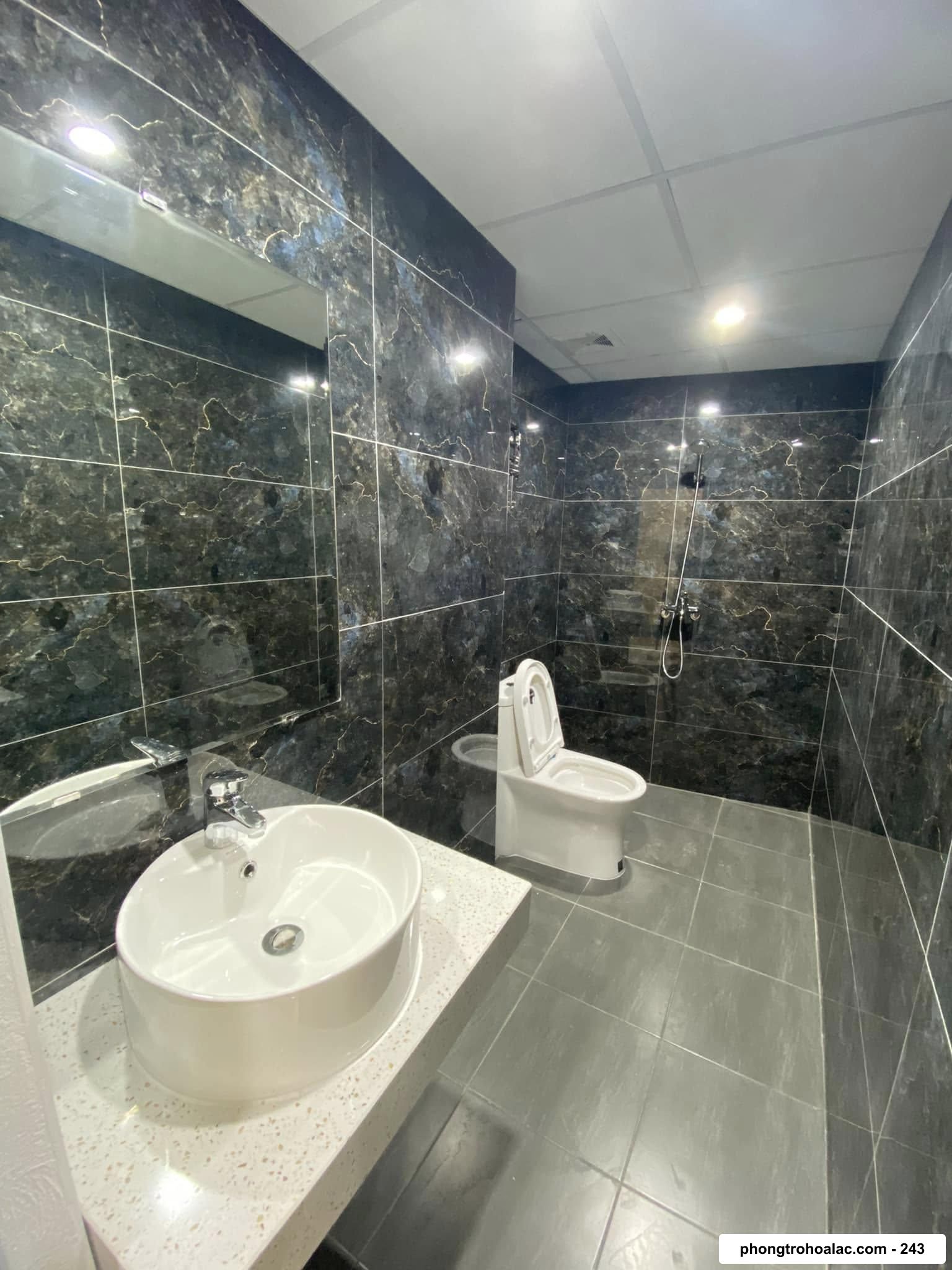 Chung Cư Mini Gần Đại Học Fpt | Cách Dưới 3km | WHITEHOUSE Apartment